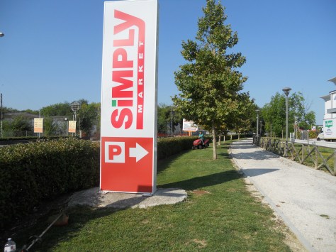 Giardiniere a Macerata, Manutenzione Del Verde Macerata,Giardinaggio Macerata